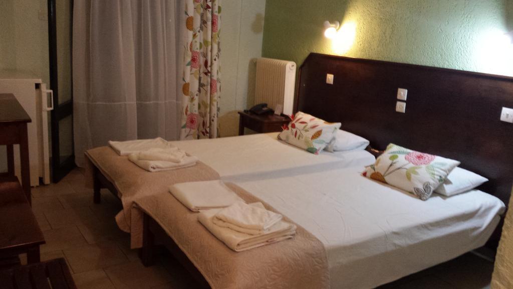 Olga Hotel Agios Konstantinos  Bilik gambar