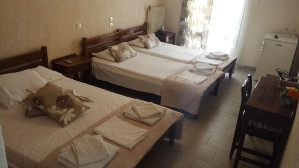 Olga Hotel Agios Konstantinos  Bilik gambar